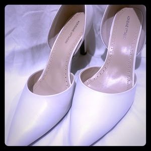 Adrienne Vittadini white pumps